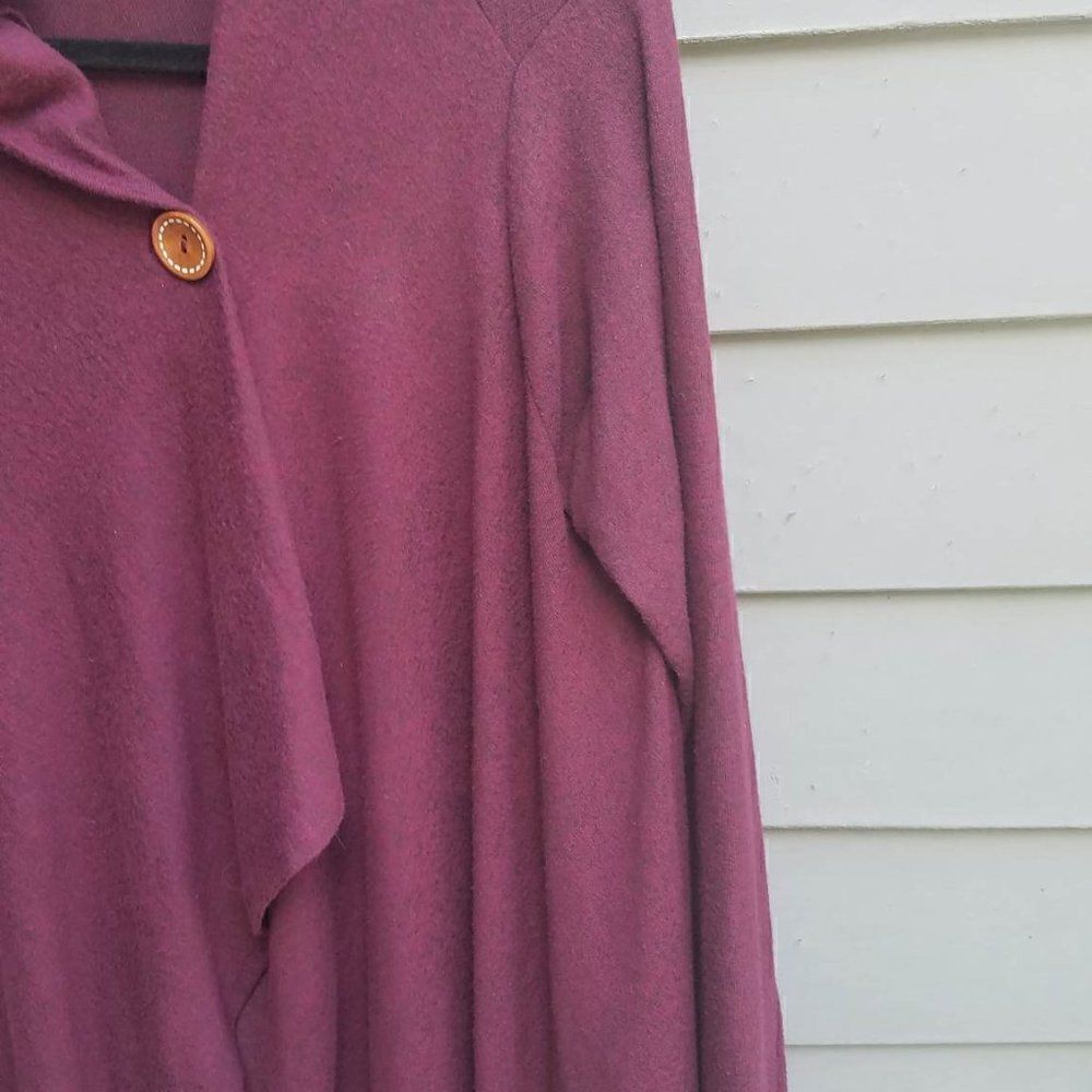 Cherish Burgundy One Button Open Front Cardigan size Medium - Picture 8 of 9
